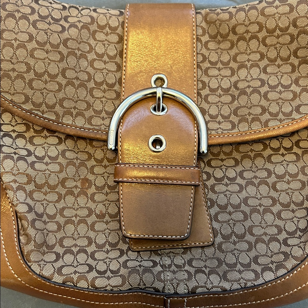 VTG Coach Signature Brown and Tan Patterned Shoulder Bag - Picture 2 of 14